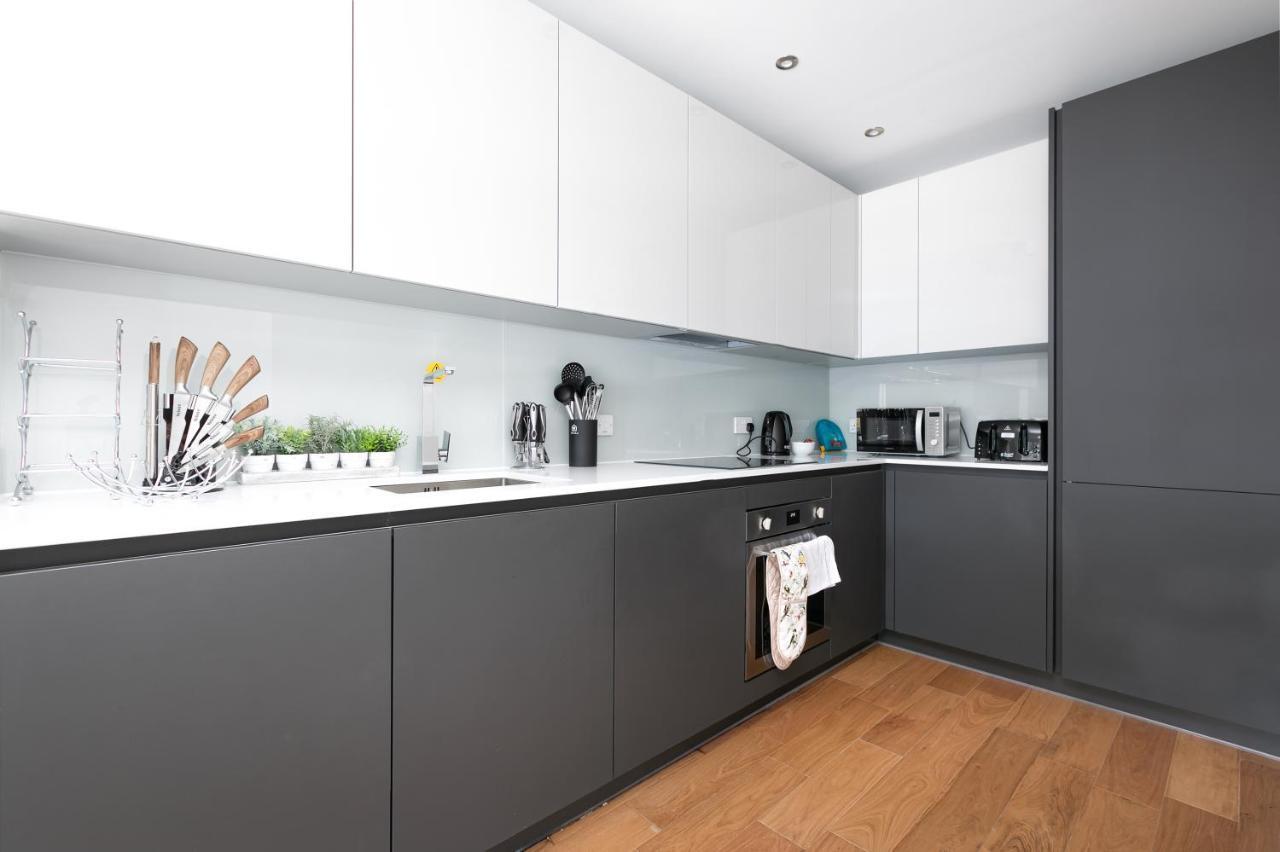 Skyvillion - Olympic View London Stratford Apartment Dış mekan fotoğraf