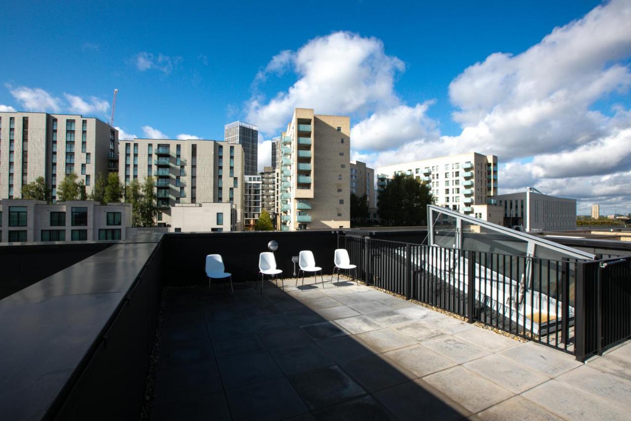Skyvillion - Olympic View London Stratford Apartment Dış mekan fotoğraf