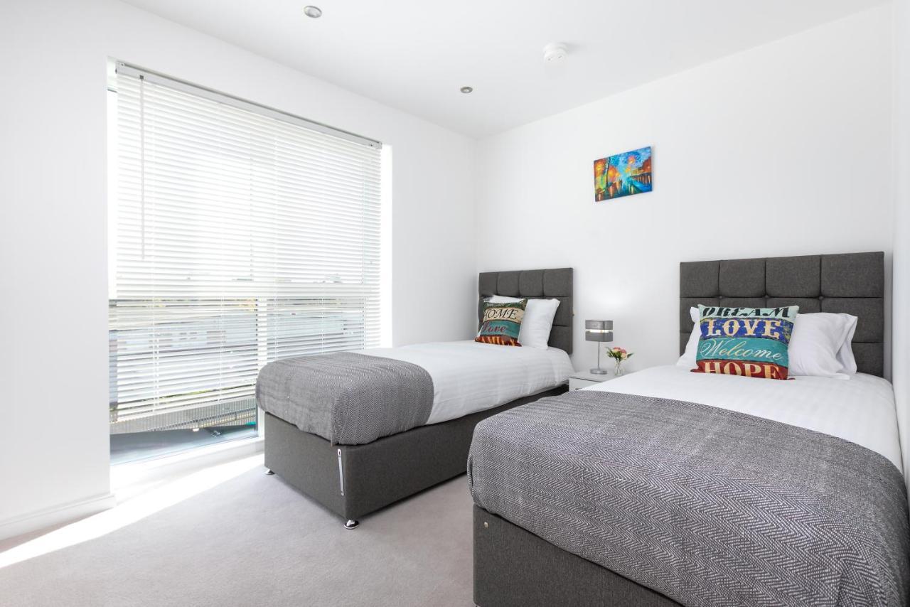 Skyvillion - Olympic View London Stratford Apartment Dış mekan fotoğraf